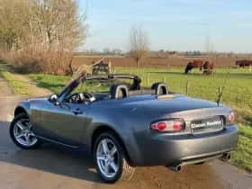 Mazda MX-5 (2007) thumbnail 3