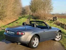 Mazda MX-5 (2007) thumbnail 5