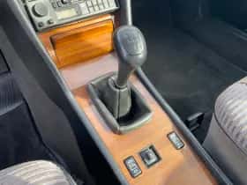 Mercedes-Benz 200d (1986) thumbnail 19