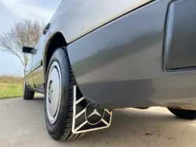 Mercedes-Benz 200d (1986) thumbnail 46