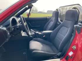 Mazda MX-5 (1991) thumbnail 14