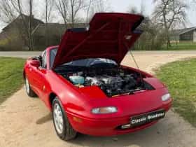 Mazda MX-5 (1991) thumbnail 39