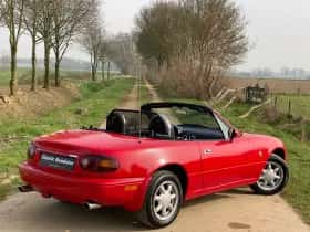 Mazda MX-5 (1991) thumbnail 6