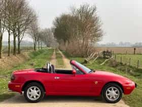 Mazda MX-5 (1991) thumbnail 7