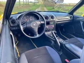 Mazda MX-5 (2000) thumbnail 22