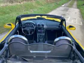 Mazda MX-5 (2000) thumbnail 24