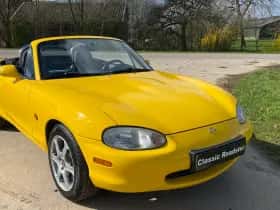 Mazda MX-5 (2000) thumbnail 32