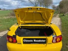 Mazda MX-5 (2000) thumbnail 42
