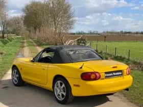 Mazda MX-5 (2000) thumbnail 46