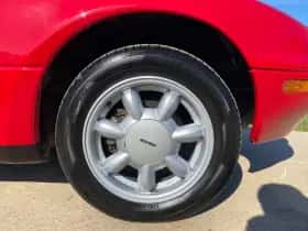 Mazda MX-5 (1991) thumbnail 32