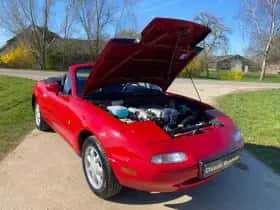 Mazda MX-5 (1991) thumbnail 39