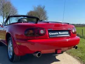 Mazda MX-5 (1991) thumbnail 47