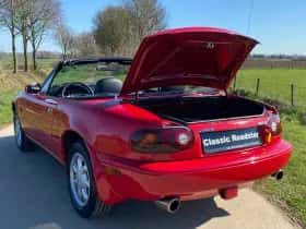 Mazda MX-5 (1991) thumbnail 48