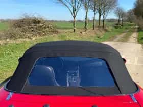 Mazda MX-5 (1991) thumbnail 57