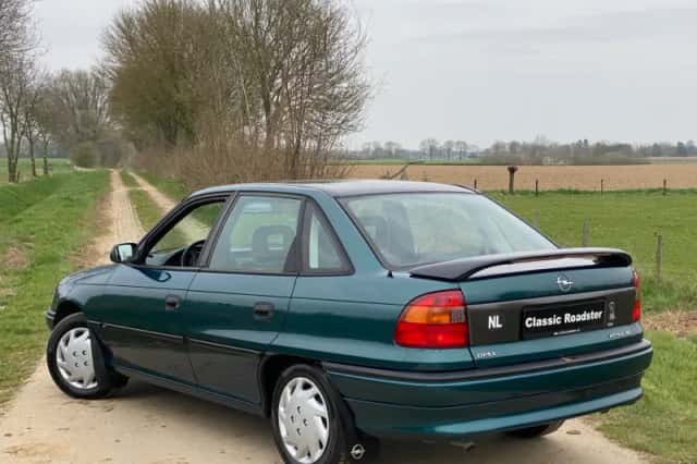 Opel Astra (1997) thumbnail 3