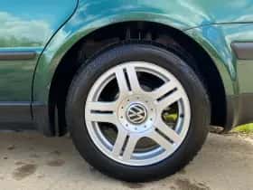 Volkswagen Passat (1999) thumbnail 28