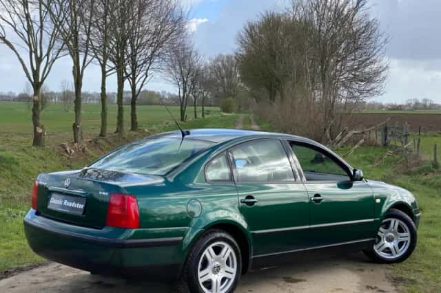 Volkswagen Passat (1999) thumbnail 5