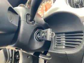 Mazda MX-5 (2008) thumbnail 18