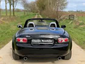 Mazda MX-5 (2008) thumbnail 4