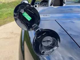 Mazda MX-5 (2008) thumbnail 40