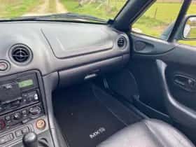 Mazda MX-5 (2000) thumbnail 22