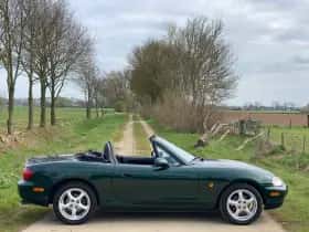 Mazda MX-5 (2000) thumbnail 6