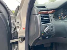 Mercedes-Benz E-Klasse (1997) thumbnail 12