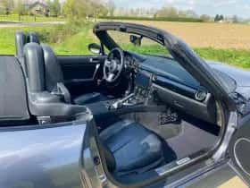 Mazda MX-5 (2006) thumbnail 25