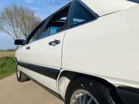Audi 100 (1986) thumbnail 31