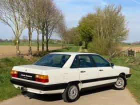 Audi 100 (1986) thumbnail 5