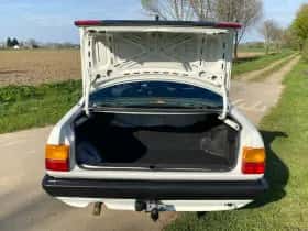 Audi 100 (1986) thumbnail 45