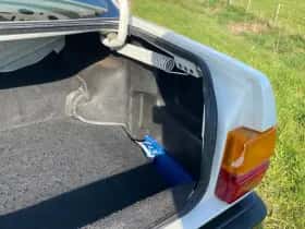Audi 100 (1986) thumbnail 46