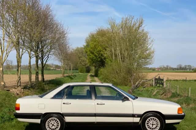 Audi 100 (1986) thumbnail 6