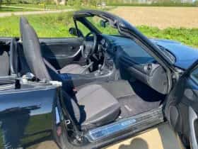 Mazda MX-5 (2001) thumbnail 25