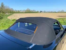 Mazda MX-5 (2001) thumbnail 46