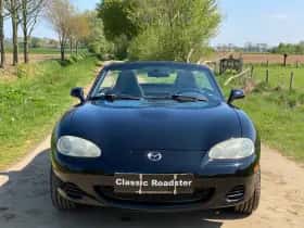 Mazda MX-5 (2001) thumbnail 8