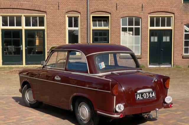 Trabant 600 (1962) thumbnail 3