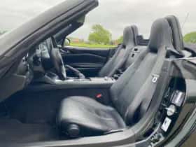 Mazda MX-5 (2015) thumbnail 11