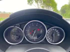 Mazda MX-5 (2015) thumbnail 16