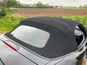 Mazda MX-5 (2015) thumbnail 52