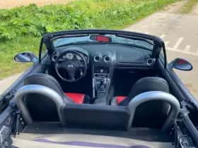 Mazda MX-5 (2004) thumbnail 24