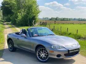 Mazda MX-5 (2004) thumbnail 7