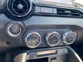 Mazda MX-5 (2015) thumbnail 20