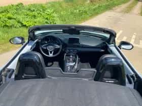Mazda MX-5 (2015) thumbnail 27