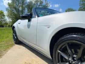Mazda MX-5 (2015) thumbnail 32