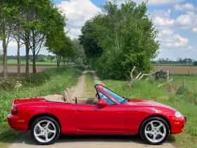 Mazda Miata Mx5 (2001) thumbnail 6