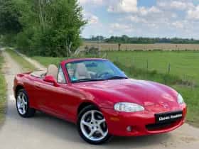 Mazda Miata Mx5 (2001) thumbnail 7