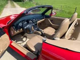 Mazda Miata Mx5 (2001) thumbnail 10