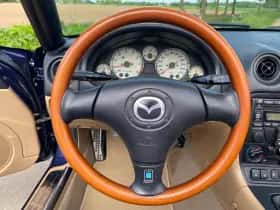 Mazda MX-5 (2001) thumbnail 13