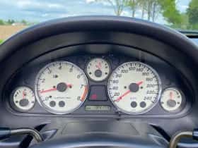Mazda MX-5 (2001) thumbnail 15